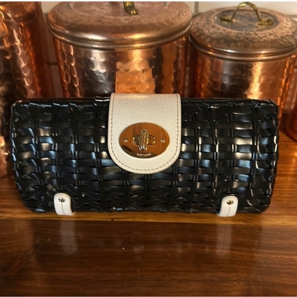 Kate Spade Jude Cherbourg black wicker bag. Cotton lining. Euc turn lock closure - Picture 14 of 14